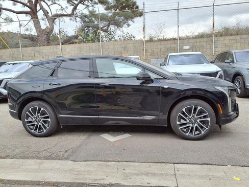 Used 2026 Cadillac Optiq Sport 1 image 4