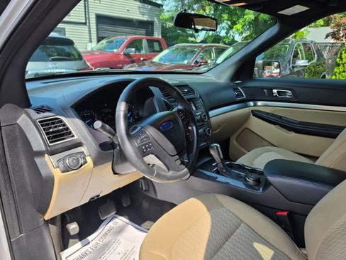 Used 2017 Ford Explorer 4WD image 14
