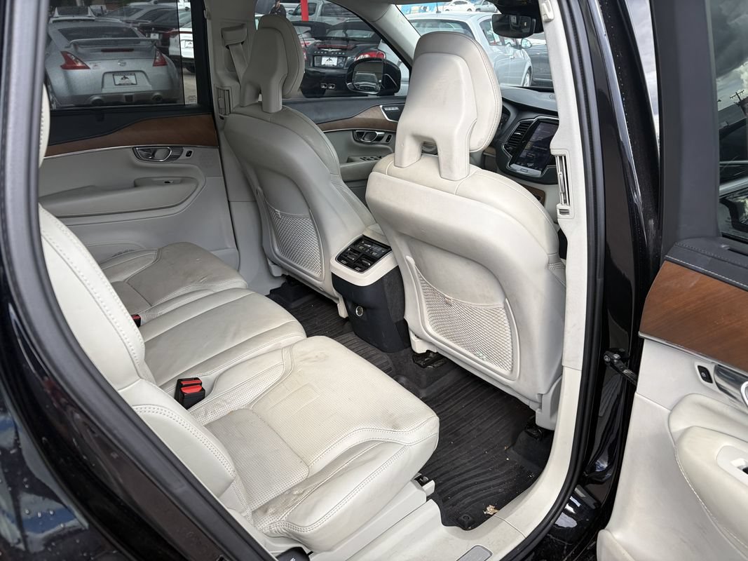Used 2017 Volvo XC90 T6 Inscription w/ Vision Package AWD/4WD image 12