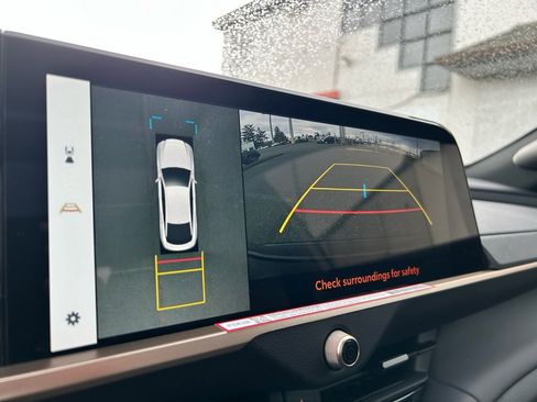 New 2026 Toyota Crown Platinum image 23