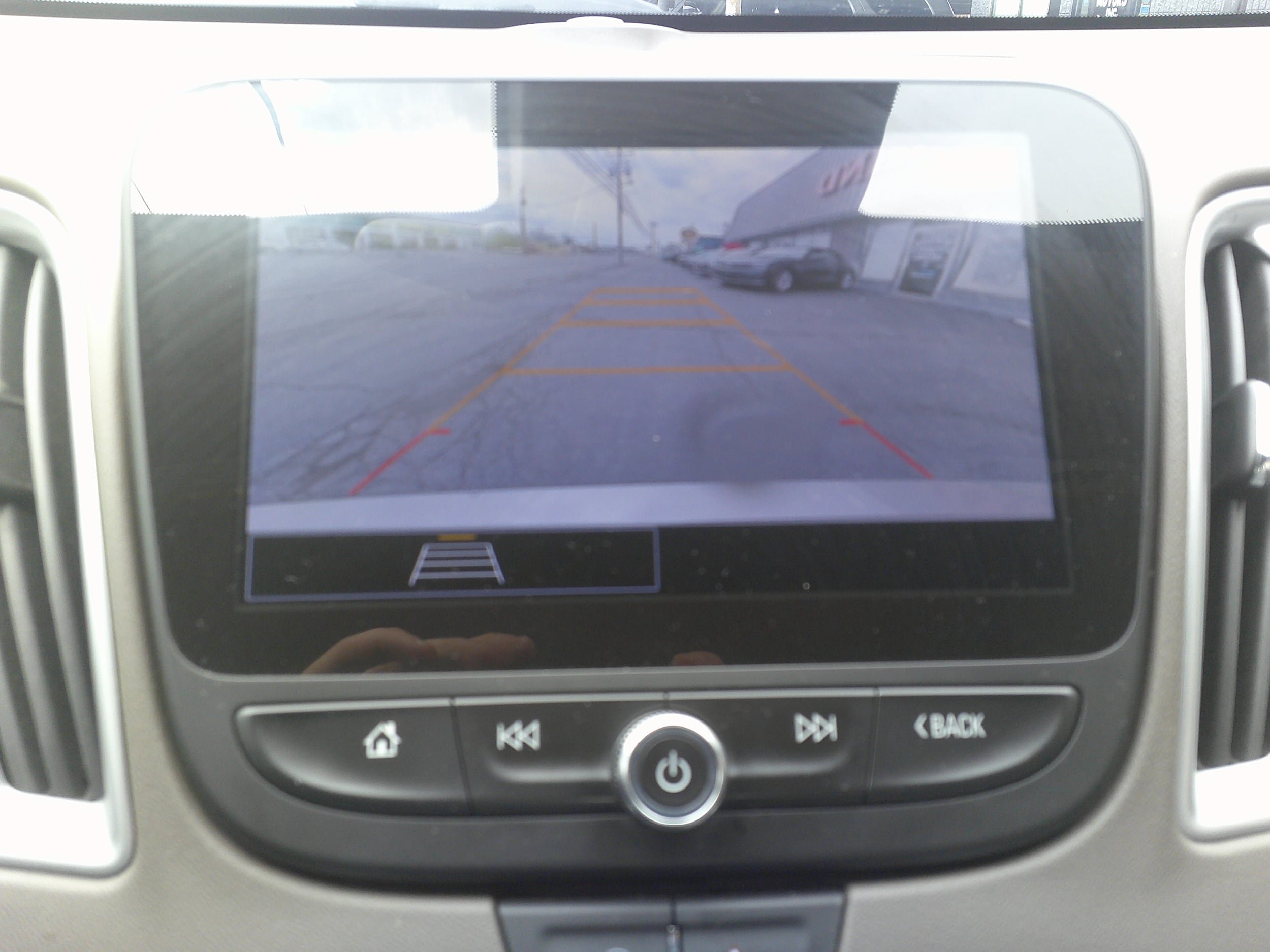 Used 2023 Chevrolet Malibu LT FWD image 24