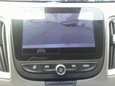 Used 2023 Chevrolet Malibu LT FWD image 24