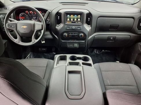Used 2019 Chevrolet Silverado 1500 Custom w/ Custom Value Package image 7