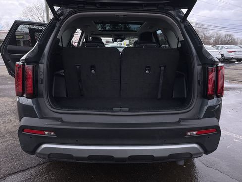 Certified 2022 Kia Sorento X-Line EX image 11