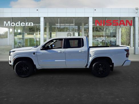 New 2026 Nissan Frontier SV image 6