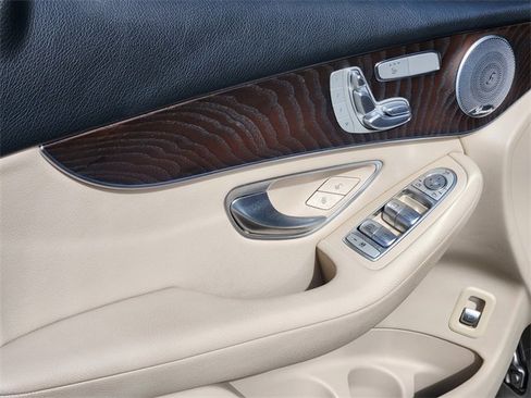 Certified 2021 Mercedes-Benz GLC 300 4MATIC image 10