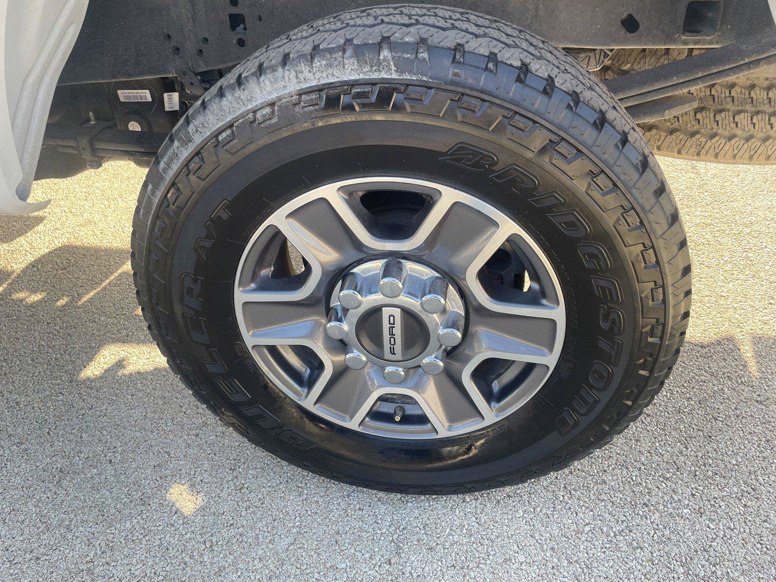 Used 2025 Ford F250 Lariat AWD/4WD image 29