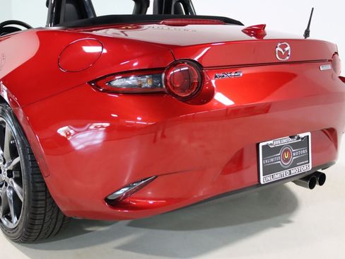 Used 2016 MAZDA MX-5 Miata Grand Touring RWD image 80