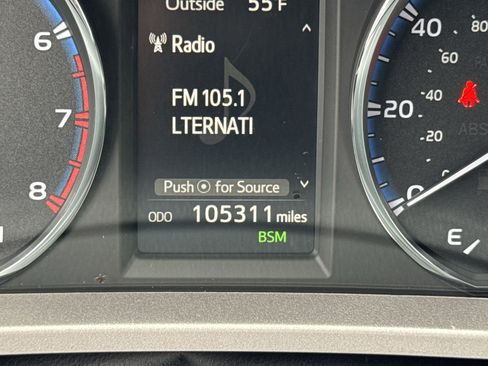 Used 2018 Toyota RAV4 Limited w/ All Weather Liner Package image 20