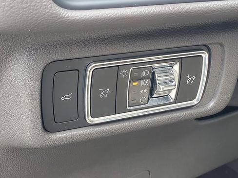 Certified 2023 Lincoln Corsair FWD image 13