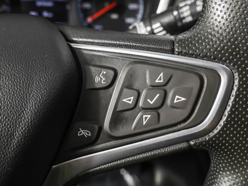 Used 2022 Chevrolet Equinox LS image 28