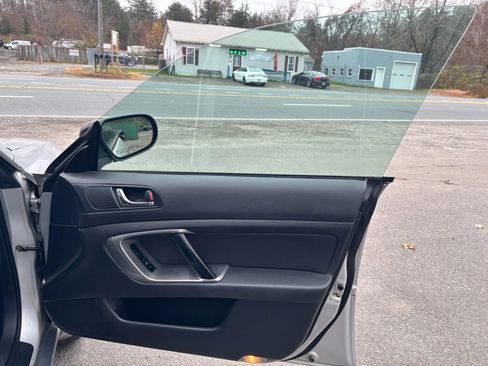 Used 2007 Subaru Outback 2.5i image 15