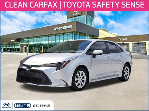 Used 2020 Toyota Corolla LE FWD image 1