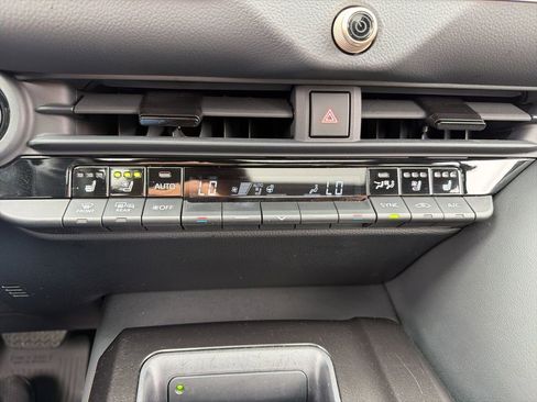 Used 2025 Toyota Crown Signia w/ Advanced Technology Package AWD/4WD image 12