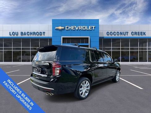 Used 2024 Chevrolet Suburban High Country AWD/4WD image 8