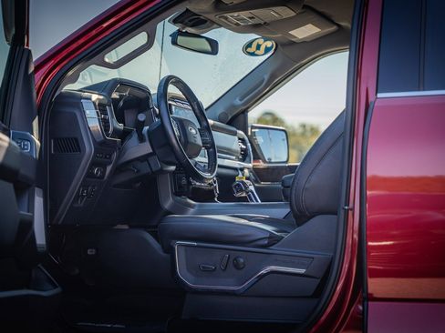 Certified 2022 Ford F150 Lariat image 20