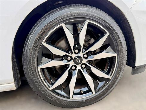 Used 2020 Chevrolet Malibu RS w/ LPO, Convenience Package 1 FWD image 32