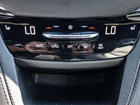 Used 2022 Cadillac XT5 Premium Luxury AWD/4WD image 28
