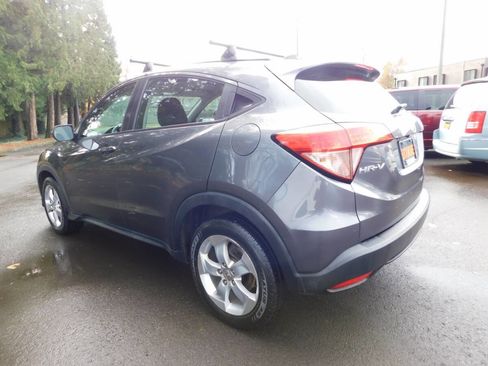 Used 2016 Honda HR-V LX image 3