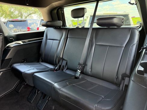 Used 2020 Ford Expedition XLT w/ Equipment Group 202A image 14