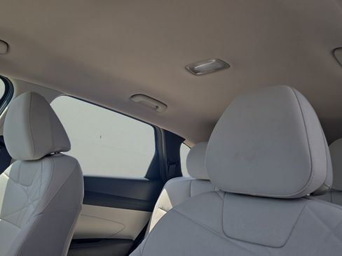 Certified 2026 Hyundai Tucson SE AWD/4WD image 16