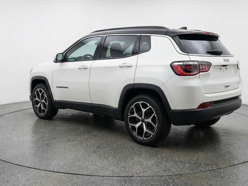 Used 2025 Jeep Compass Limited AWD/4WD image 6