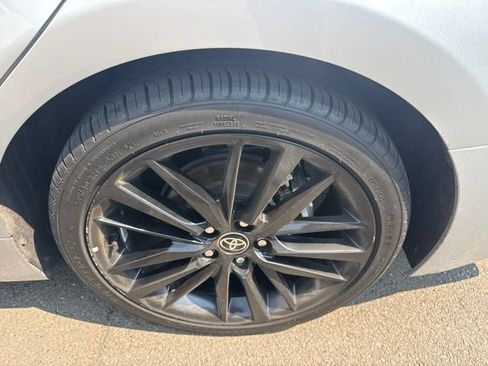 Used 2021 Toyota Camry XSE FWD image 9