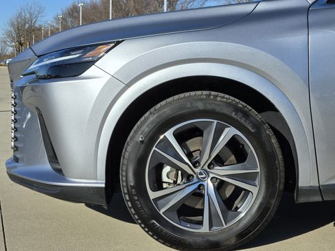 Used 2024 Lexus RX 350 FWD image 14