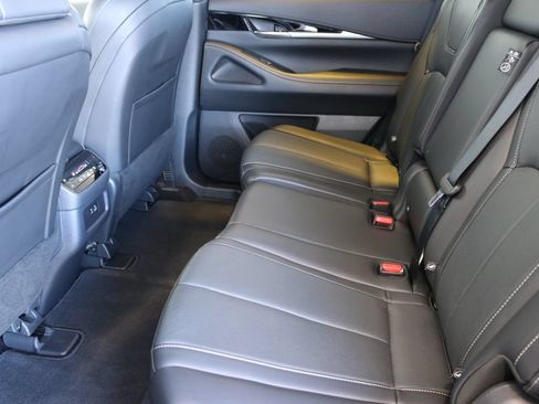 Certified 2025 INFINITI QX60 Pure AWD/4WD image 23