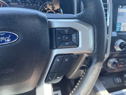 Used 2016 Ford F150 Lariat w/ Equipment Group 502A Luxury RWD image 19