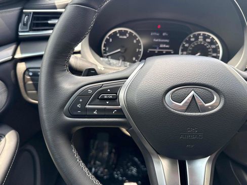 Used 2025 INFINITI QX50 Luxe AWD/4WD image 18