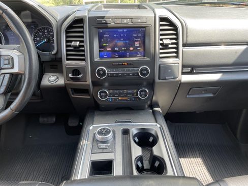 Used 2021 Ford Expedition Max XLT RWD image 23