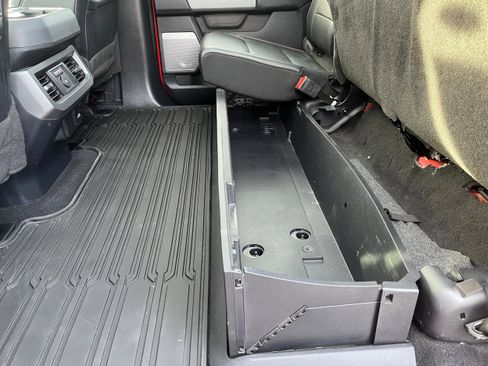 Certified 2023 Ford F250 Lariat w/ Chrome Package image 15