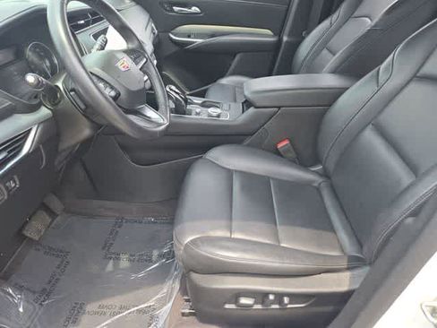 Used 2020 Cadillac XT4 Premium Luxury w/ Driver Awareness Package AWD/4WD image 16