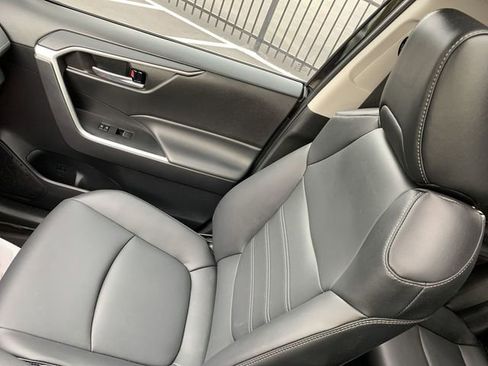 Certified 2024 Toyota RAV4 XLE Premium image 31