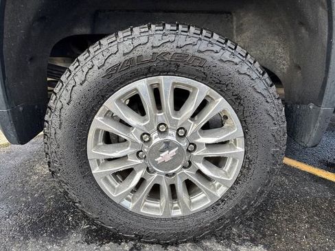 Used 2020 Chevrolet Silverado 2500 High Country w/ Z71 Off-Road Package AWD/4WD image 13