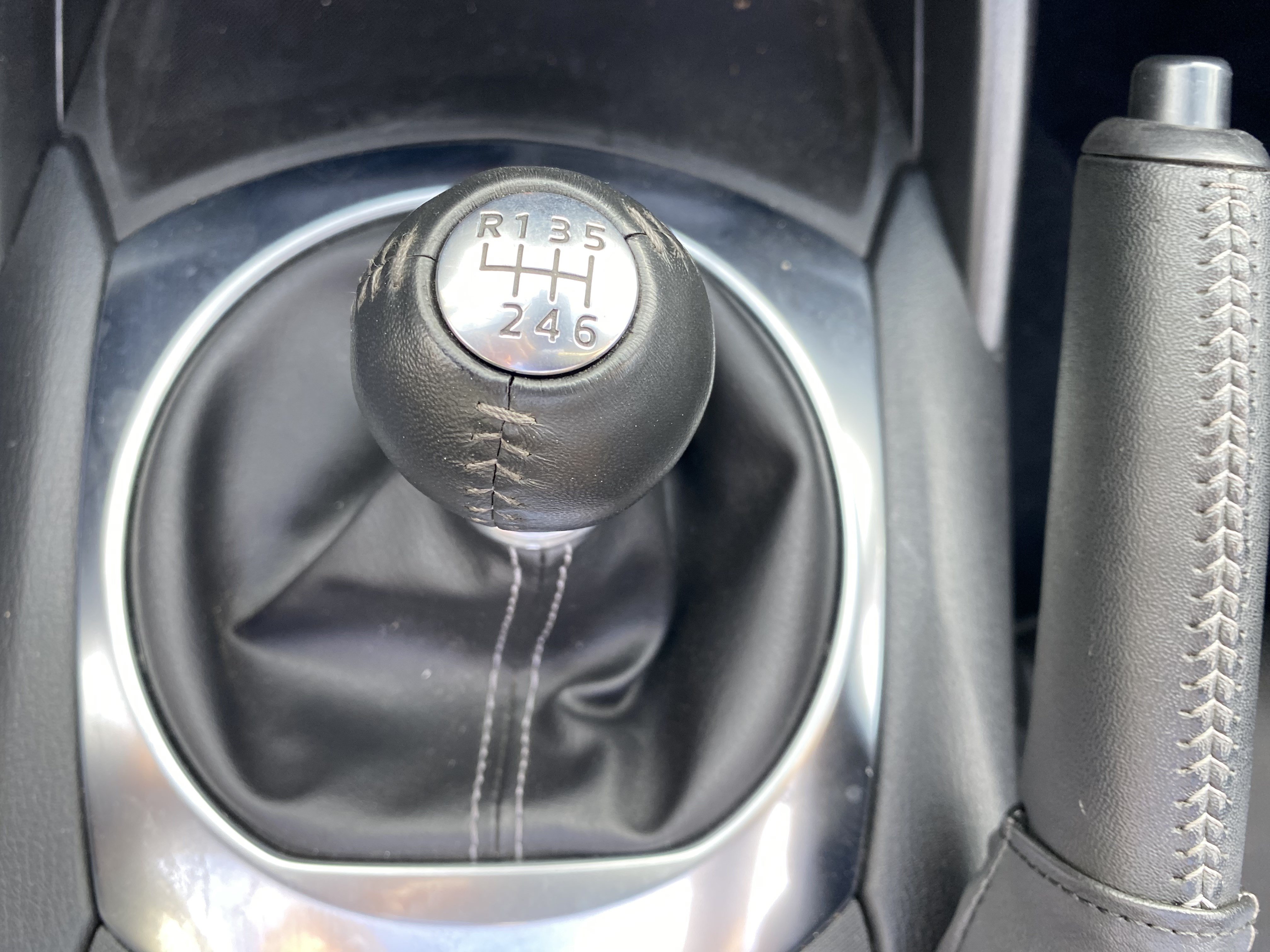 Used 2023 MAZDA MX-5 Miata Sport RWD image 21