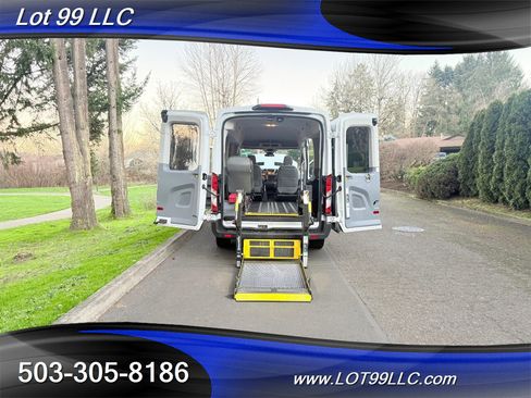 Used 2018 Ford Transit 150 XL image 20