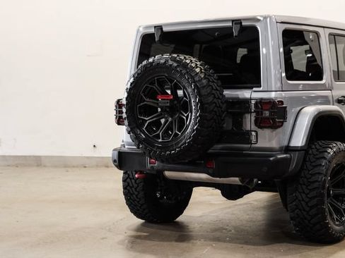 Used 2020 Jeep Wrangler Unlimited Rubicon AWD/4WD image 30