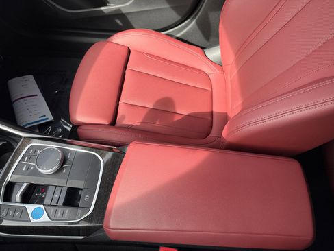 Used 2023 BMW i4 eDrive35 w/ Premium Package image 14