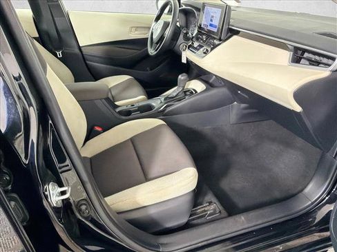 Used 2023 Toyota Corolla LE FWD image 13