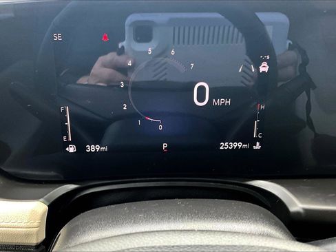 Certified 2024 Buick Encore GX Avenir image 20