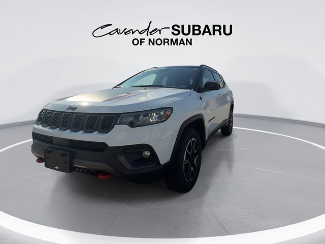 Used 2026 Jeep Compass Trailhawk AWD/4WD image 3