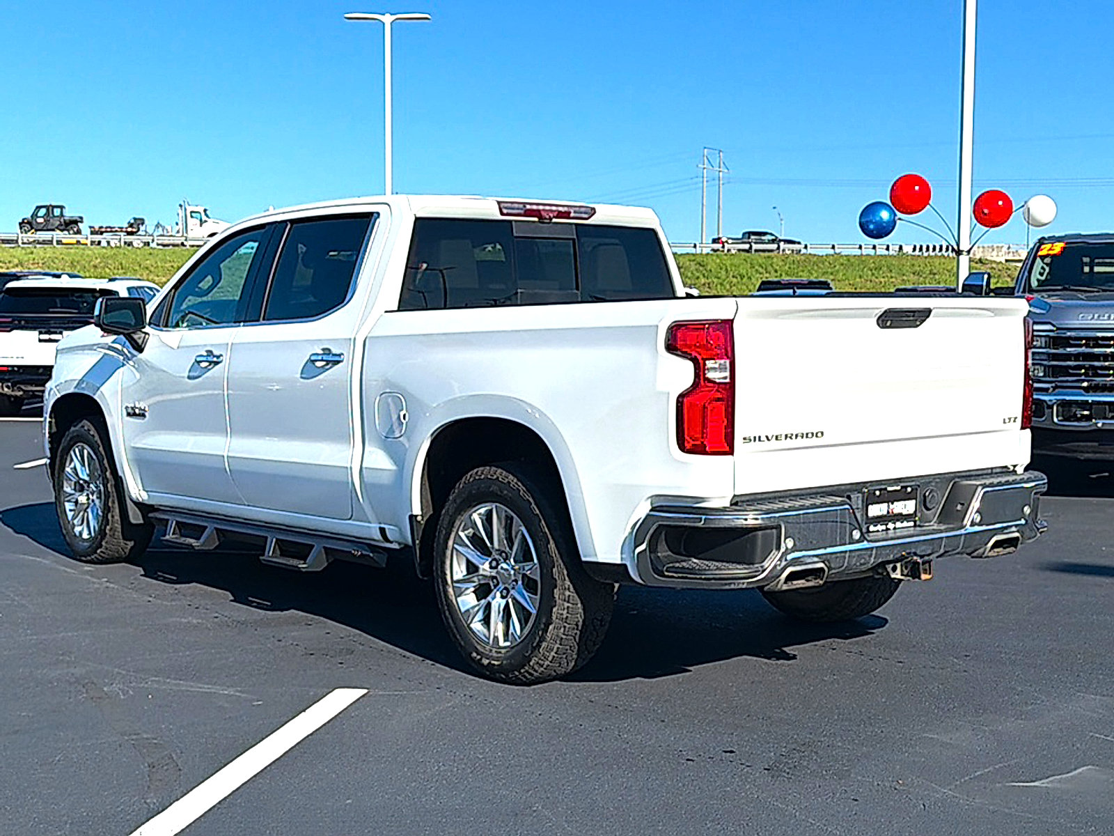 Used 2021 Chevrolet Silverado 1500 LTZ w/ LTZ Premium Texas Edition AWD/4WD image 6
