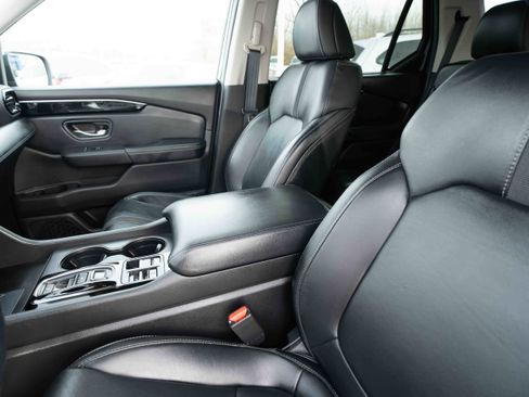 Used 2023 Honda Pilot EX-L image 10