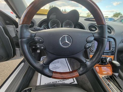 Used 2005 Mercedes-Benz SL 500 image 22