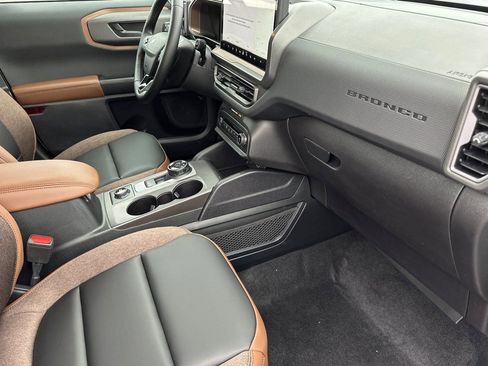 New 2026 Ford Bronco Sport Outer Banks w/ Outer Banks Tech Package+ AWD/4WD image 24