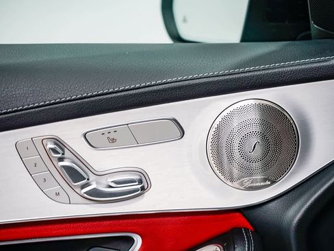 Used 2023 Mercedes-Benz GLC 300 4MATIC Coupe image 20