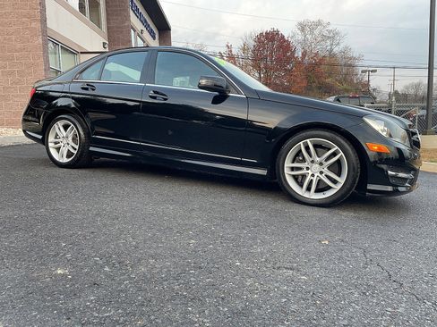 Used 2014 Mercedes-Benz C 300 4MATIC Sedan image 15
