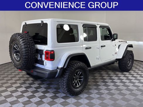 Used 2026 Jeep Wrangler Unlimited Rubicon w/ Steel Bumper Group image 5
